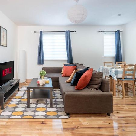 2 Bedroom Flat Near London Excel Ngoại thất bức ảnh